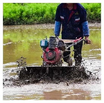 4WD Gear Transmission Mini Tiller με 1100*1050*880mm Μέγεθος και ταχύτητα εργασίας 4KM/H