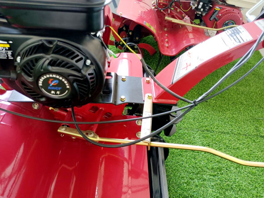 Μίνι καλλιεργητής κινητήρα βενζίνης 4KW για αγροτική εργασία ταχύτητα 4KM/h Μίνι αγροτικό εξοπλισμό